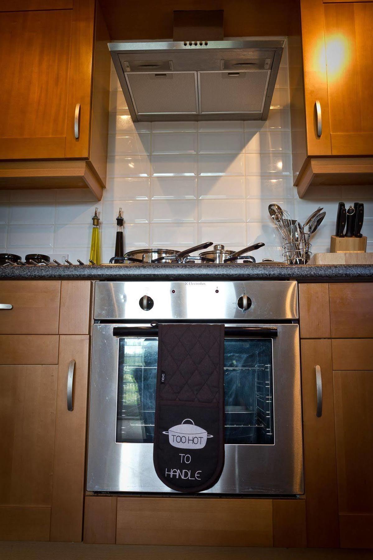 The Lindley Suite - Simple2Let Serviced Apartments Huddersfield Exteriér fotografie