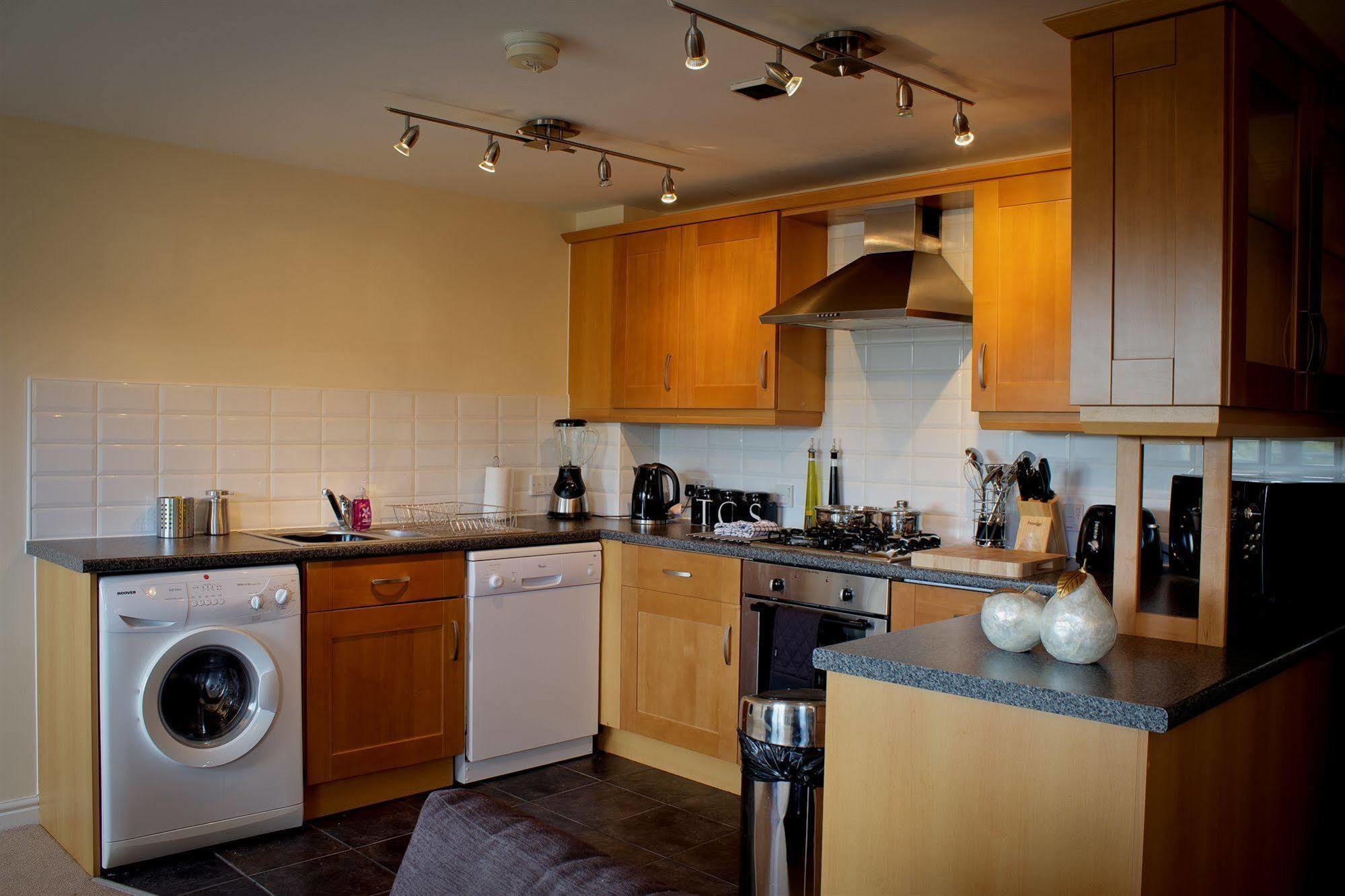 The Lindley Suite - Simple2Let Serviced Apartments Huddersfield Exteriér fotografie